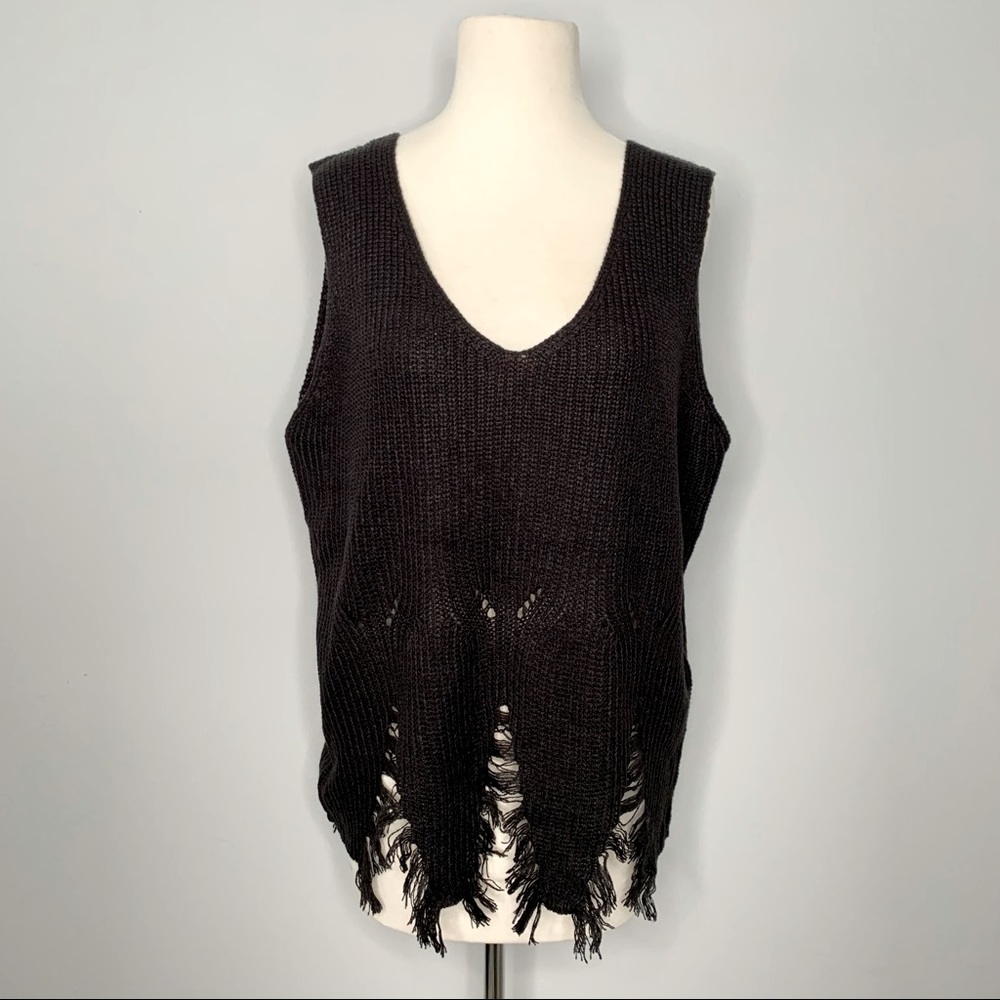 Distresssed Hem Sleeveless Sweater